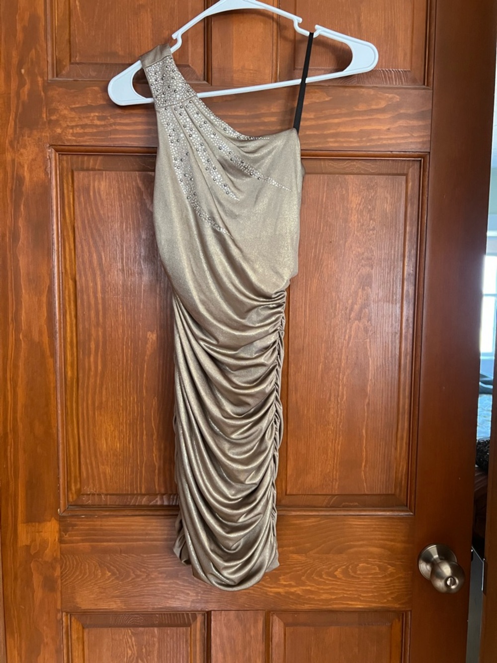 City Triangles One-Shoulder Metallic Gold Ruched Cocktail Dress